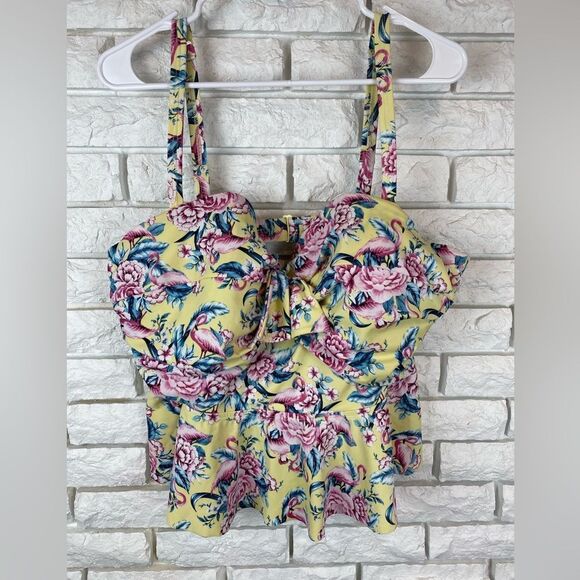Torrid Swimwear Women’s Tankini Swim Top Size 2F Yellow Floral Padded Underwire - Picture 1 of 8